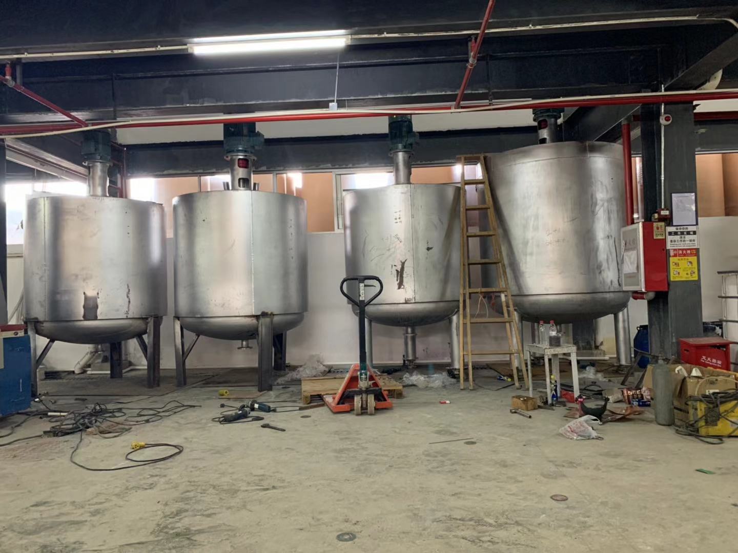 胜游（中国）机械制造（惠州客户定制反应釜）